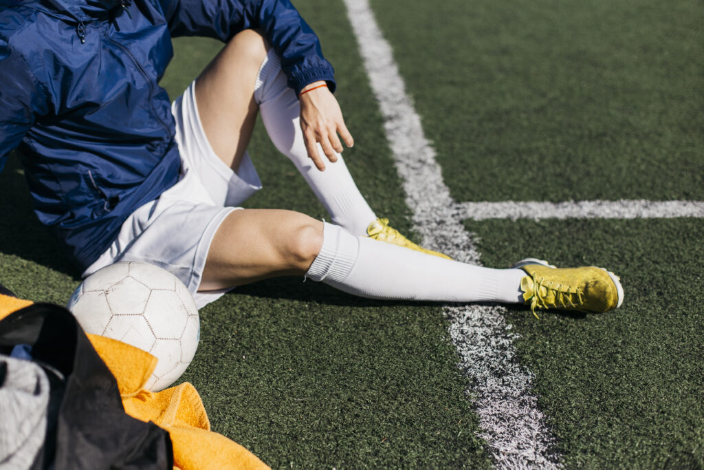 5 atividades que você pode fazer usando meias de compressão 8 Meias de compressão esportivas melhoram a circulação, previnem lesões musculares e ajudam na recuperação pós treino
